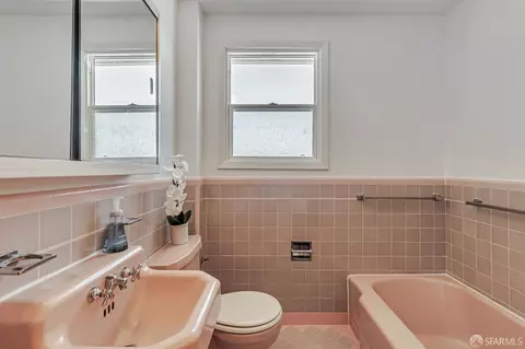 Bath - 606 Bayview Ave, Millbrae, CA 94030 photo 3 of 4