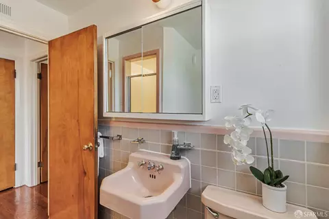 Bath - 606 Bayview Ave, Millbrae, CA 94030 photo 4 of 4