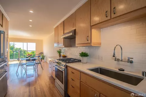 Kitchen - 569 Peralta Ave, San Francisco, CA 94110 photo 3 of 5
