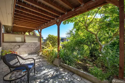 Exterior - 569 Peralta Ave, San Francisco, CA 94110 photo 7 of 18