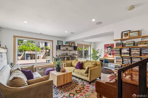 539 Munich St, San Francisco, CA 94112 photo 2