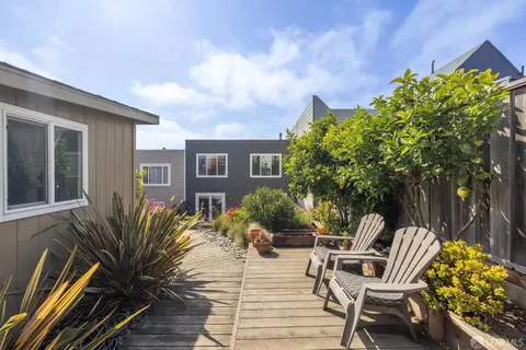 539 Munich St, San Francisco, CA 94112 photo 18