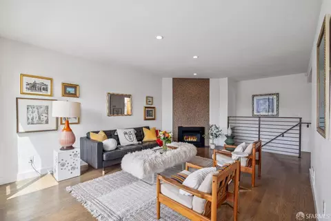 539 Munich St, San Francisco, CA 94112 photo 3