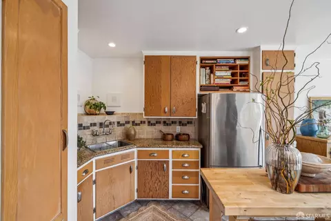 539 Munich St, San Francisco, CA 94112 photo 4