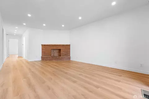 341 Prentiss St, San Francisco, CA 94110 photo 7