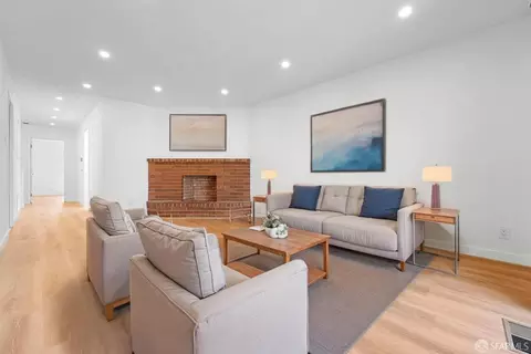 341 Prentiss St, San Francisco, CA 94110 photo 6