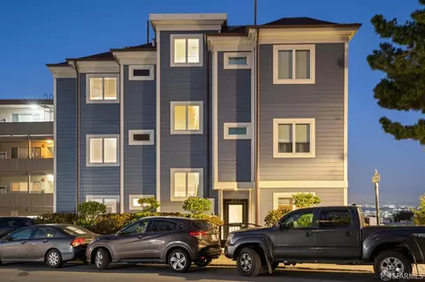 657 Corbett Ave #2, San Francisco, CA 94114
