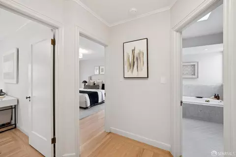 Entry Way - 1867 15th Ave, San Francisco, CA 94122 photo 4 of 7