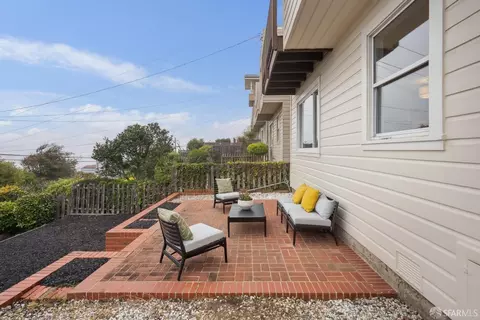 Exterior - 1867 15th Ave, San Francisco, CA 94122 photo 5 of 8