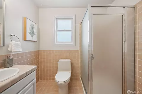 Bath - 1867 15th Ave, San Francisco, CA 94122 photo 5 of 6