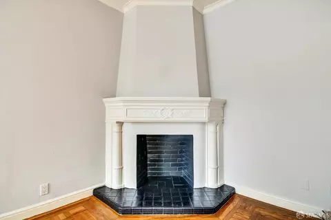 Living - 315 De Long St, San Francisco, CA 94112 photo 5 of 6