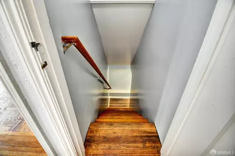 Entry Way - 315 De Long St, San Francisco, CA 94112 photo 2 of 2
