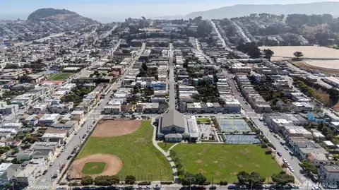 View/Area - 548 Burrows St, San Francisco, CA 94134 photo 11 of 12
