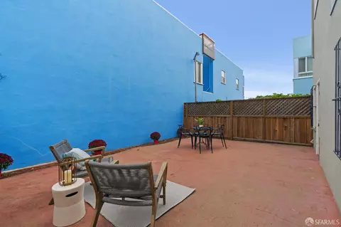 Exterior - 548 Burrows St, San Francisco, CA 94134 photo 4 of 7