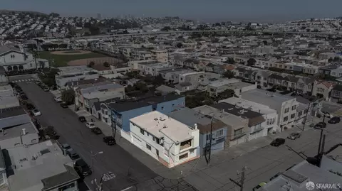 View/Area - 548 Burrows St, San Francisco, CA 94134 photo 4 of 12
