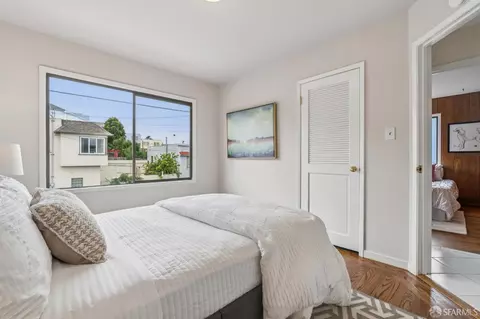 Bedroom - 548 Burrows St, San Francisco, CA 94134 photo 4 of 7