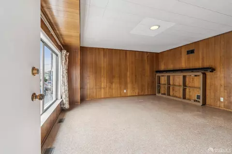 Living - 548 Burrows St, San Francisco, CA 94134 photo 6 of 8