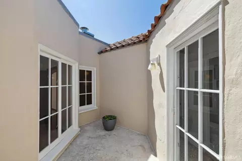 Exterior - 635 32nd Ave, San Francisco, CA 94121 photo 8 of 12