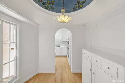 Entry Way - 635 32nd Ave, San Francisco, CA 94121 photo 5 of 10