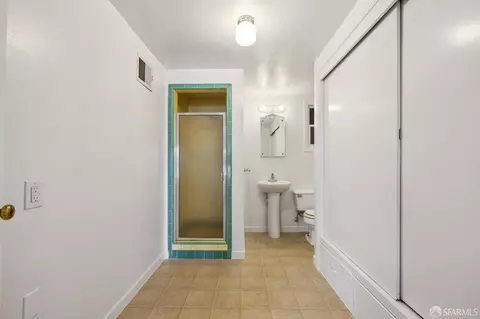 Bath - 635 32nd Ave, San Francisco, CA 94121 photo 6 of 6