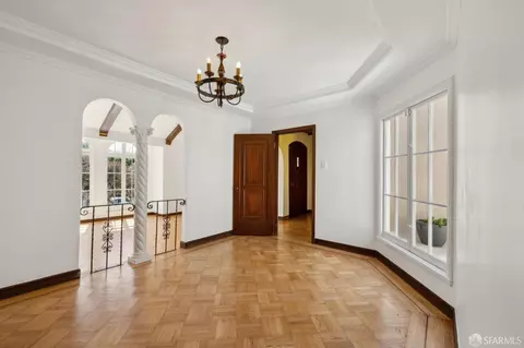 Entry Way - 635 32nd Ave, San Francisco, CA 94121 photo 4 of 10