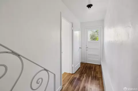 Entry Way - 635 32nd Ave, San Francisco, CA 94121 photo 10 of 10