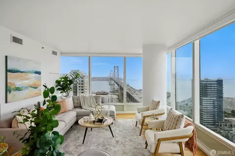 425 1st St #1902, San Francisco, CA 94105