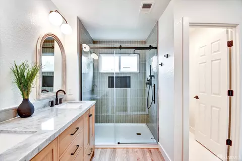 Bath - 207 Marvilla Cir, Pacifica, CA 94044 photo 5 of 5