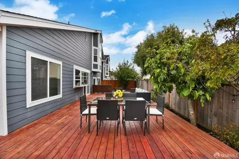 Exterior - 207 Marvilla Cir, Pacifica, CA 94044 photo 5 of 11