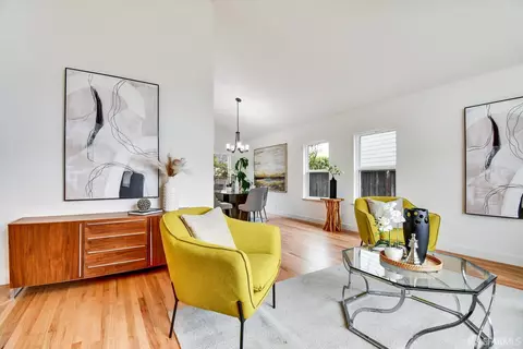 Living - 207 Marvilla Cir, Pacifica, CA 94044 photo 2 of 8