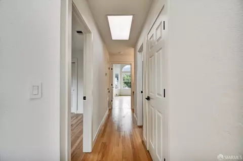Entry Way - 207 Marvilla Cir, Pacifica, CA 94044 photo 3 of 3