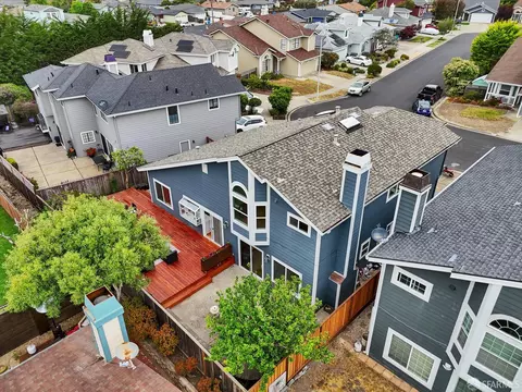 View/Area - 207 Marvilla Cir, Pacifica, CA 94044 photo 2 of 17