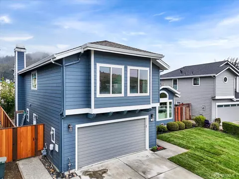 Exterior - 207 Marvilla Cir, Pacifica, CA 94044 photo 11 of 11