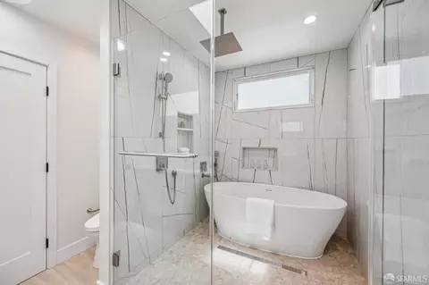 Bath - 33 Rio Ct, San Francisco, CA 94127 photo 3 of 7