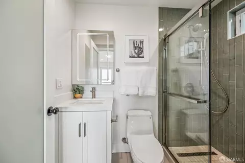 Bath - 33 Rio Ct, San Francisco, CA 94127 photo 5 of 7