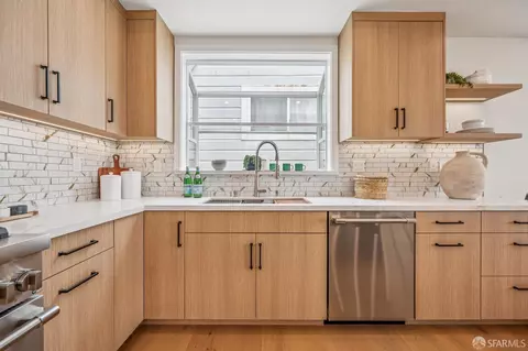 Kitchen - 33 Rio Ct, San Francisco, CA 94127 photo 7 of 9