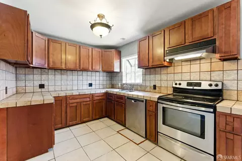 Kitchen - 1220 Mesa St, Concord, CA 94518 photo 1 of 3