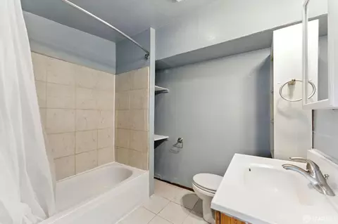 Bath - 1220 Mesa St, Concord, CA 94518 photo 2 of 3