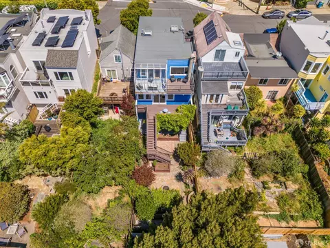 View/Area - 69 Bemis St, San Francisco, CA 94131 photo 3 of 4
