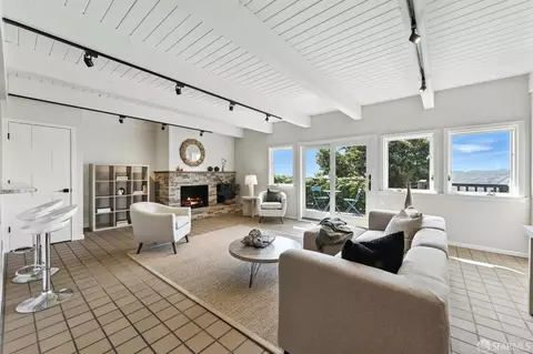Living - 69 Bemis St, San Francisco, CA 94131 photo 3 of 4