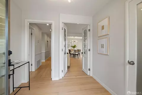 Entry Way - 2955 Ocean Ave, San Francisco, CA 94132 photo 1 of 7