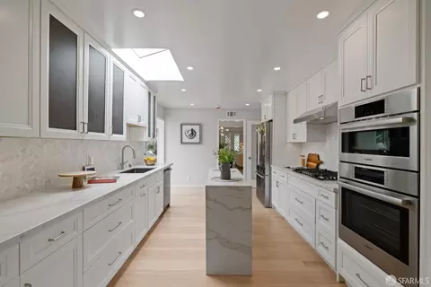 Kitchen - 2955 Ocean Ave, San Francisco, CA 94132 photo 4 of 10