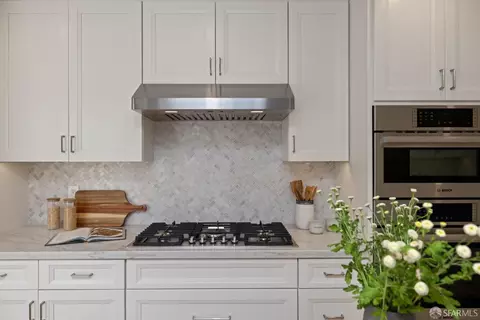 Kitchen - 2955 Ocean Ave, San Francisco, CA 94132 photo 8 of 10