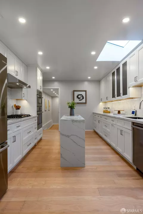 Kitchen - 2955 Ocean Ave, San Francisco, CA 94132 photo 2 of 10
