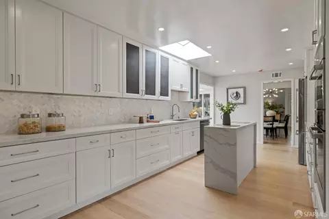 Kitchen - 2955 Ocean Ave, San Francisco, CA 94132 photo 5 of 10