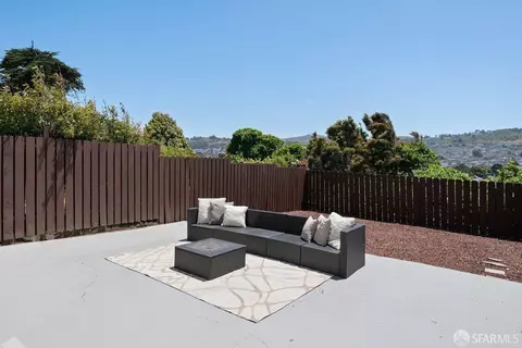 Exterior - 69 Lobos St, San Francisco, CA 94112 photo 2 of 3