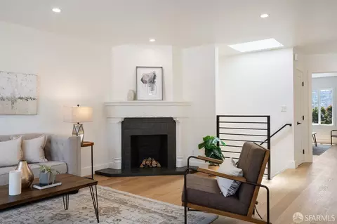Living - 69 Lobos St, San Francisco, CA 94112 photo 4 of 5