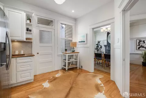 Entry Way - 813 Union St, San Francisco, CA 94133 photo 4 of 4