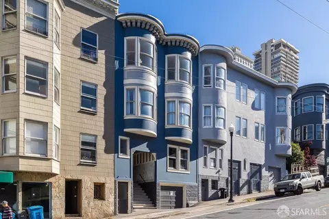 Exterior - 813 Union St, San Francisco, CA 94133 photo 2 of 6