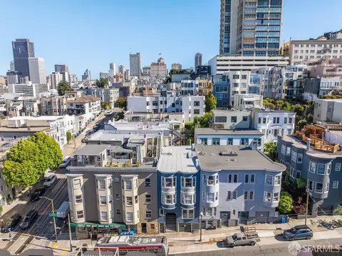 View/Area - 813 Union St, San Francisco, CA 94133 photo 2 of 6